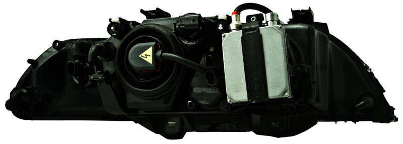 HELLA Headlight Assembly - 008052111