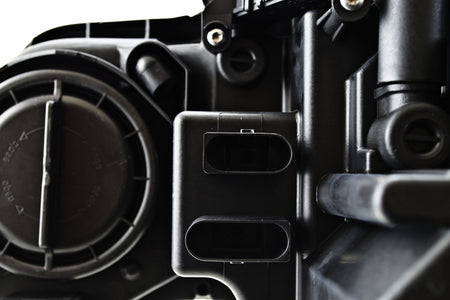 HELLA Headlight Assembly - 009260061