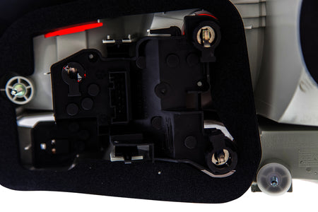 HELLA Tail Light Assembly - 009615091