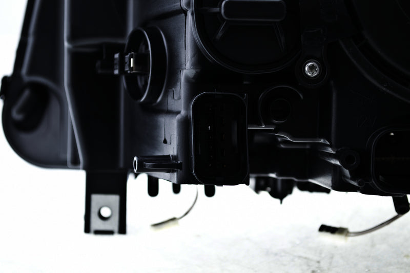 HELLA Headlight Assembly - 010131661