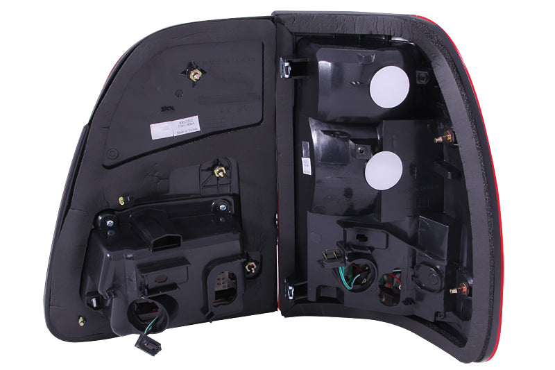 Tail Light Assembly For 1998-2005 Toyota Land Cruiser 311094