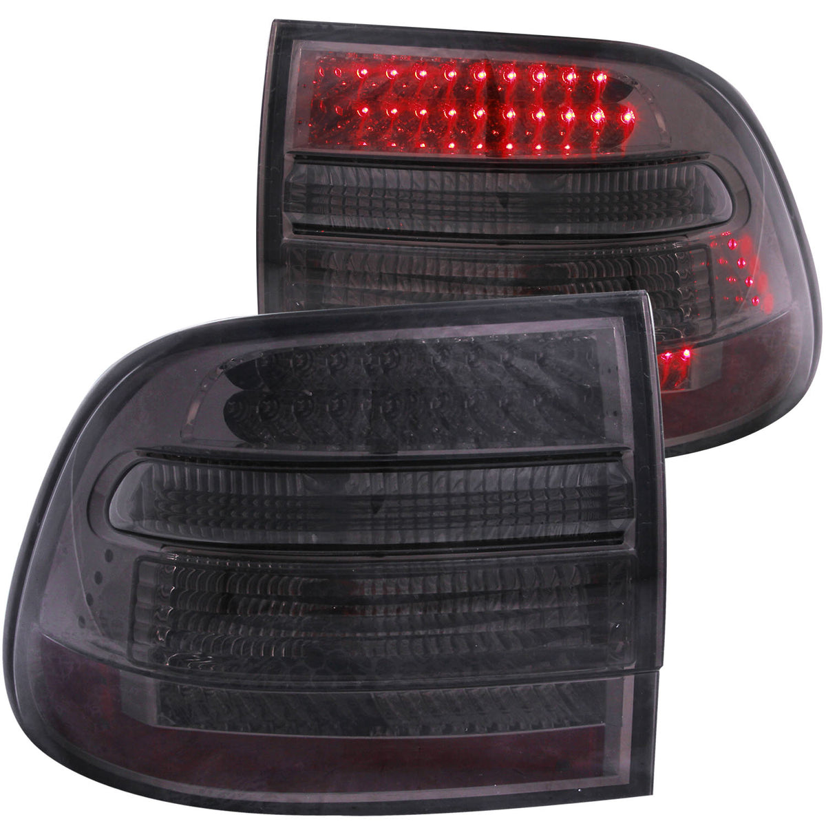 Tail Light Assembly For 2003-2006 Porsche Cayenne 321262