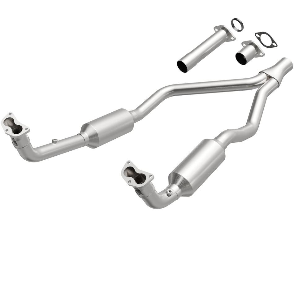 MagnaFlow Direct-Fit California Grade Catalytic Converter - 3391821