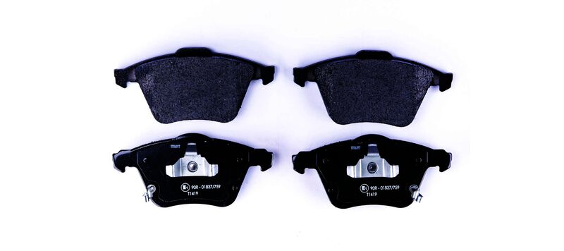 HELLA Brakes DISC BRAKE PAD SET - 355011051