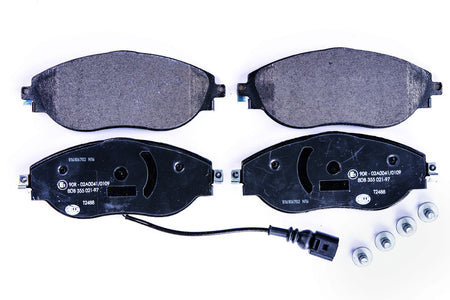 HELLA Brakes DISC BRAKE PAD SET - 355021971