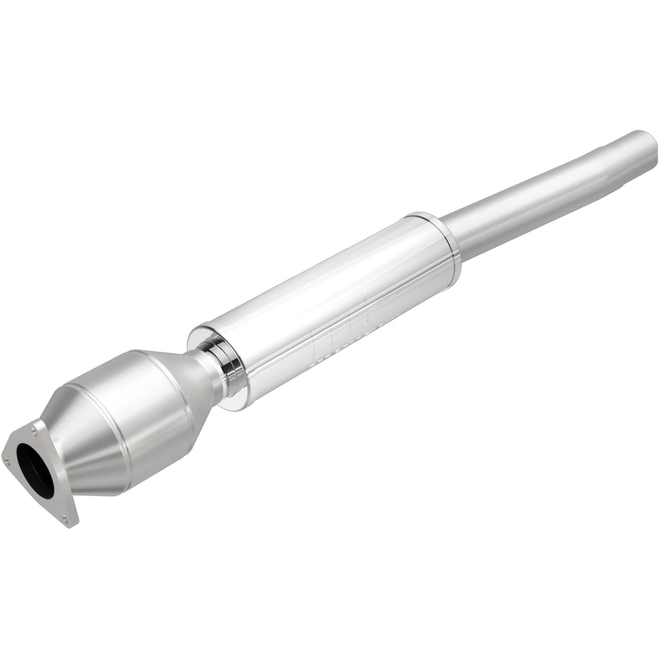 MagnaFlow Direct-Fit California Grade Catalytic Converter - 441028