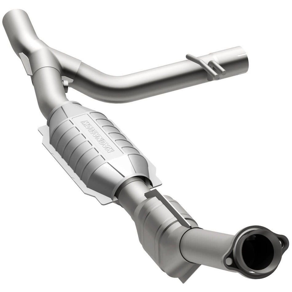 MagnaFlow Direct-Fit California Grade Catalytic Converter - 447116