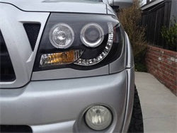 Spyder Auto 5011916 Projector Headlights - LED Halo - Black