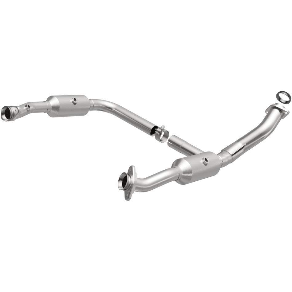 MagnaFlow Direct-Fit California Grade Catalytic Converter - 5551598