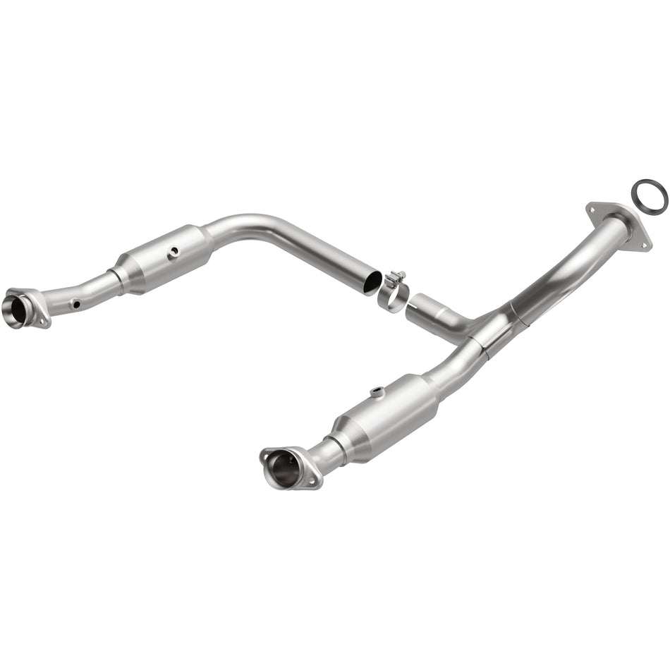 MagnaFlow Direct-Fit California Grade Catalytic Converter - 5551672