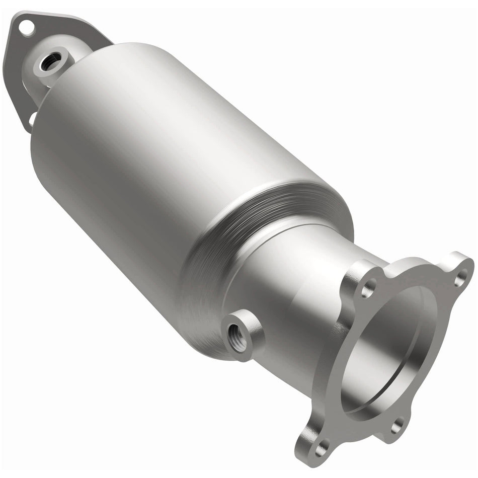 MagnaFlow Direct-Fit California Grade Catalytic Converter - 5561163