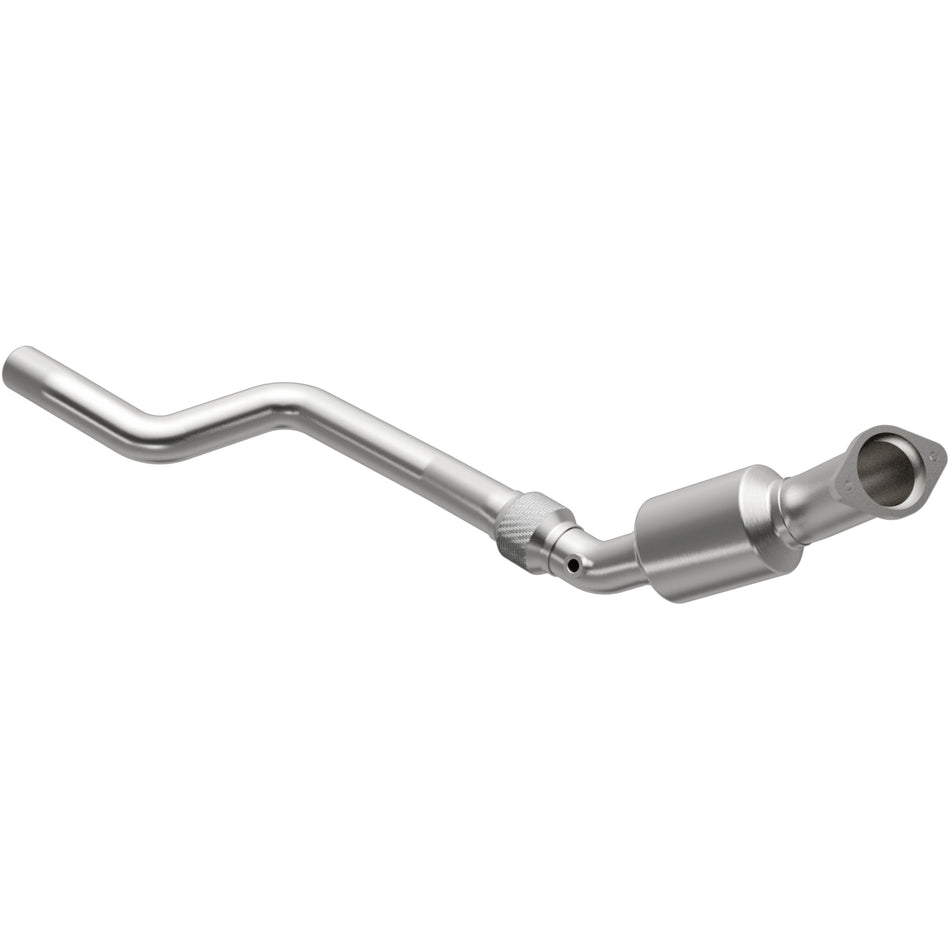 MagnaFlow Direct-Fit California Grade Catalytic Converter - 5561584