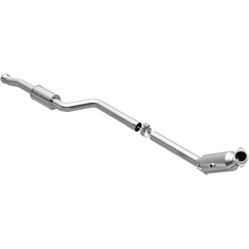 MagnaFlow Direct-Fit California Grade Catalytic Converter - 5561916
