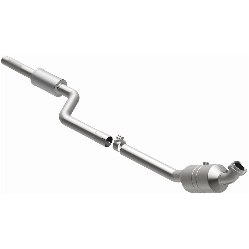 MagnaFlow Direct-Fit California Grade Catalytic Converter - 5561919