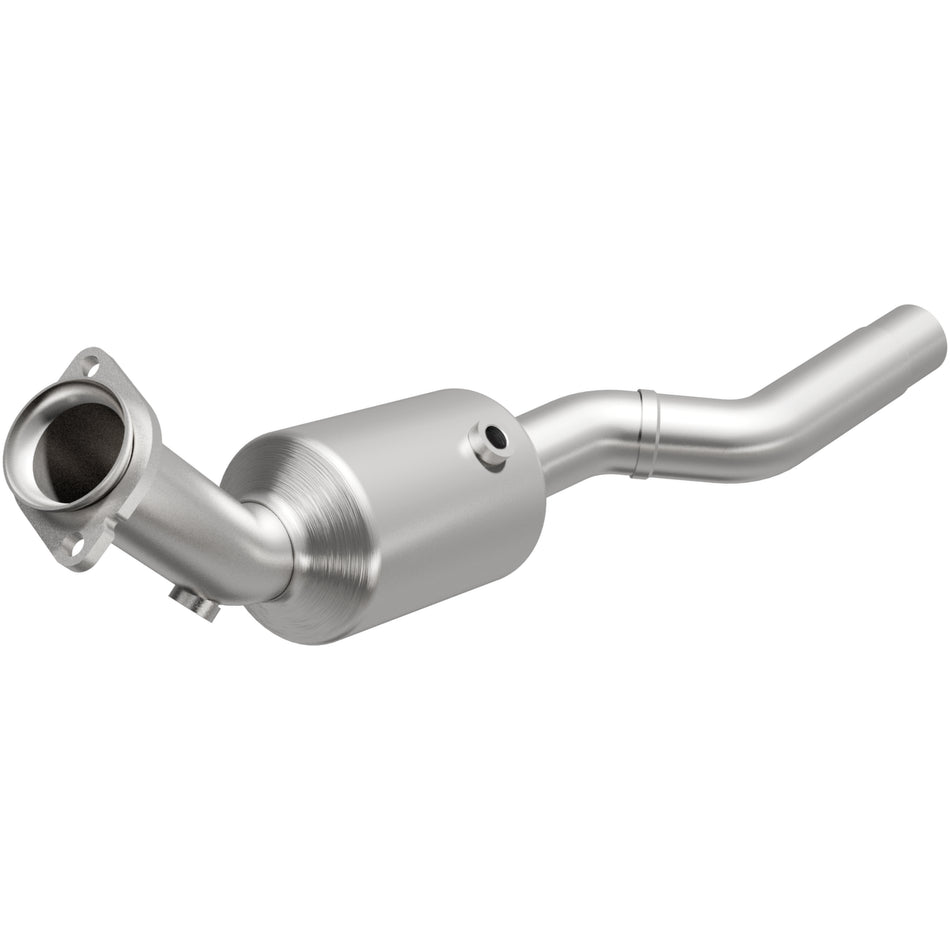 MagnaFlow Direct-Fit California Grade Catalytic Converter - 5561948