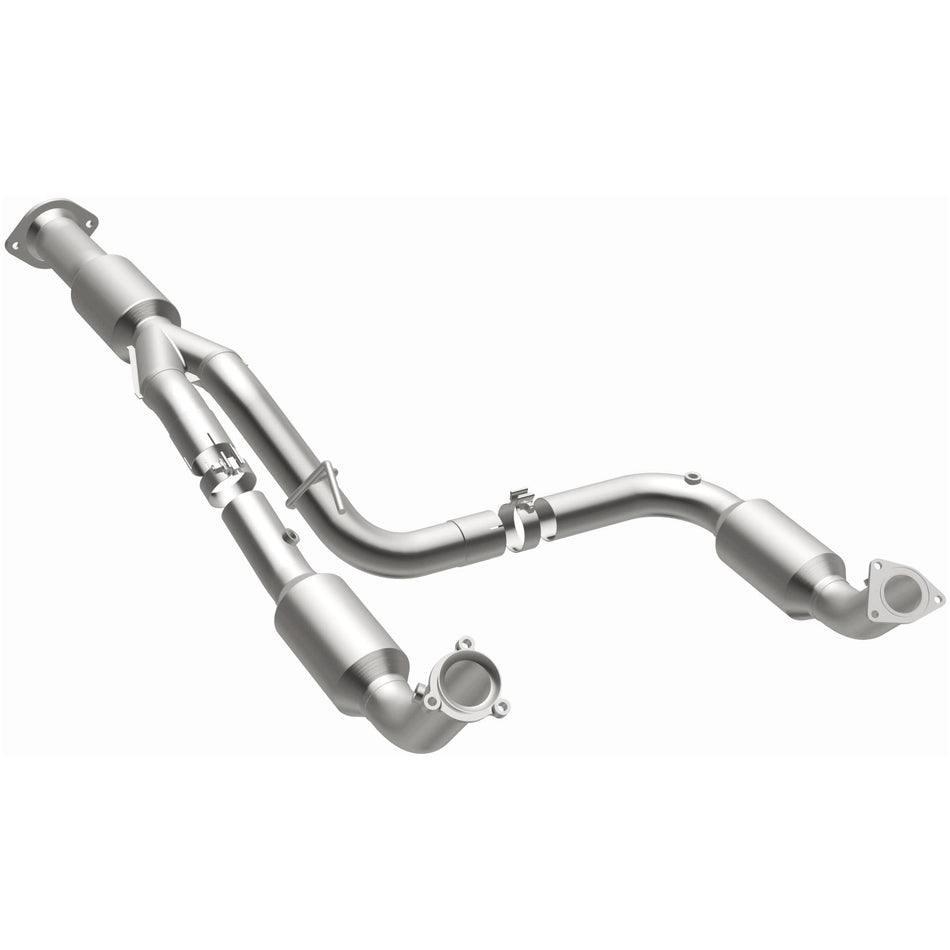 MagnaFlow Direct-Fit California Grade Catalytic Converter - 5582812